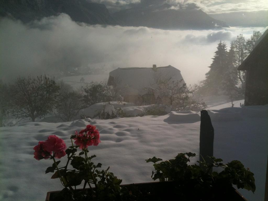 Отель La Maison Sur Les Nuages Saint-Christophe  Экстерьер фото